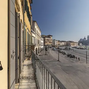 Palazzo Carpediem-prato Della Valle Padua